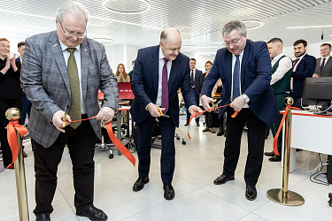 В ПИШ СПбПУ совместно с ОДК открыли два новых научно-технологических образовательных пространства